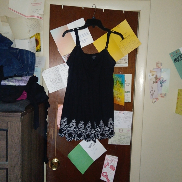 TORRID babydoll eyelet tank 1XL - Picture 5 of 9